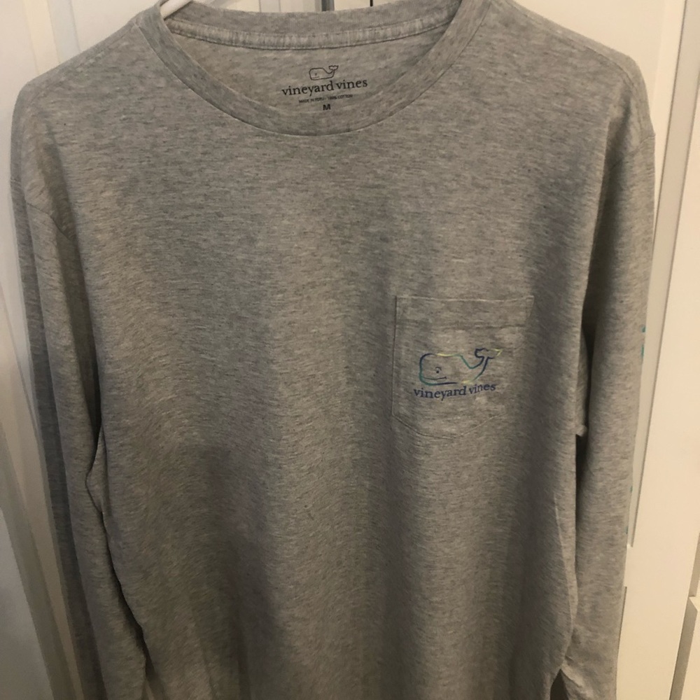 Vineyard Vines Long sleeve Tee New size M